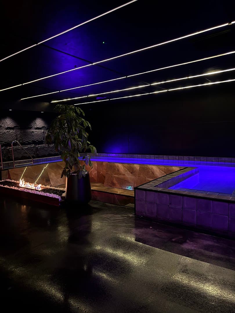Luxe Bathhouse Docklands photo 3