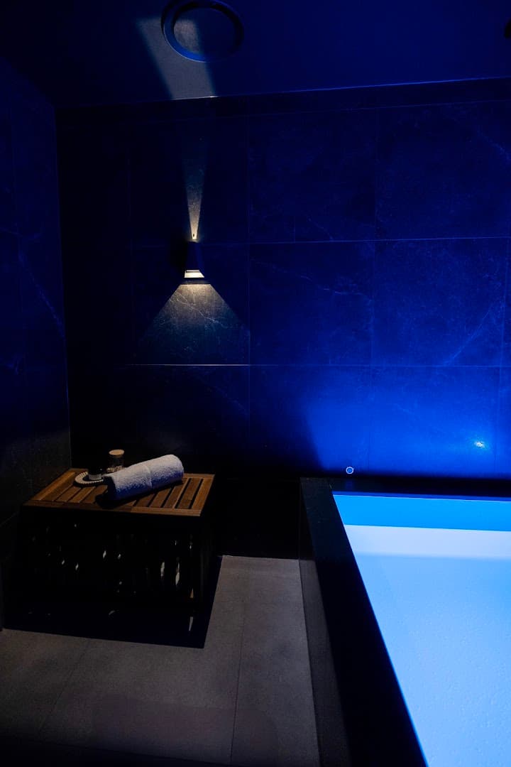 City Cave South Village - Sauna Float Massage photo 4