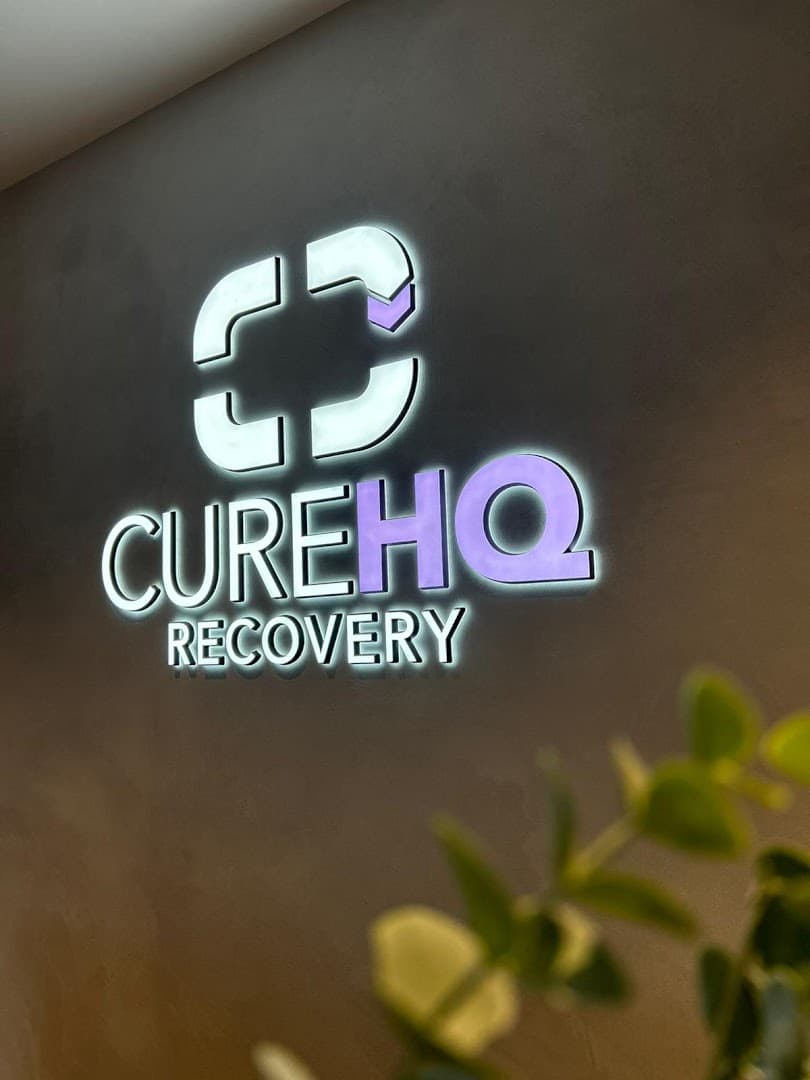 Cure HQ Recovery photo 3